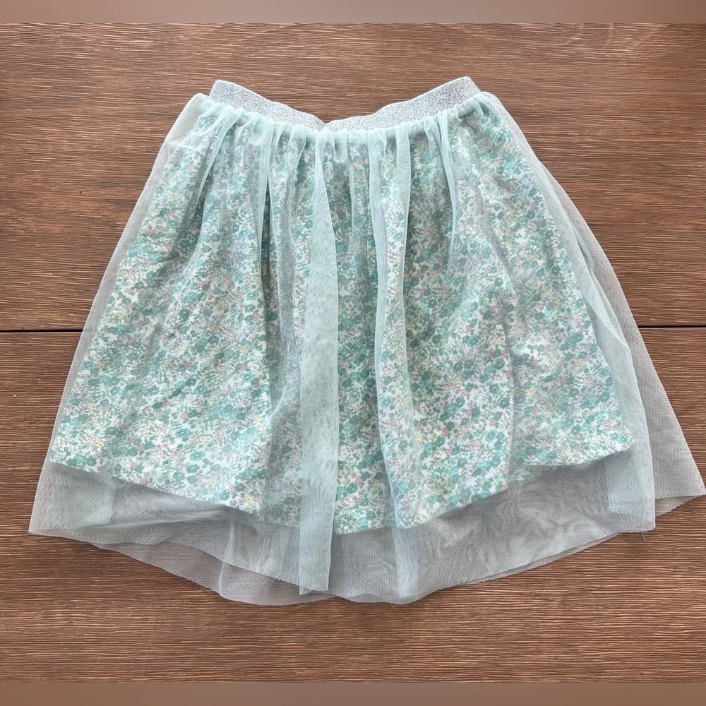H&M girls tulle skirt, size 8-10